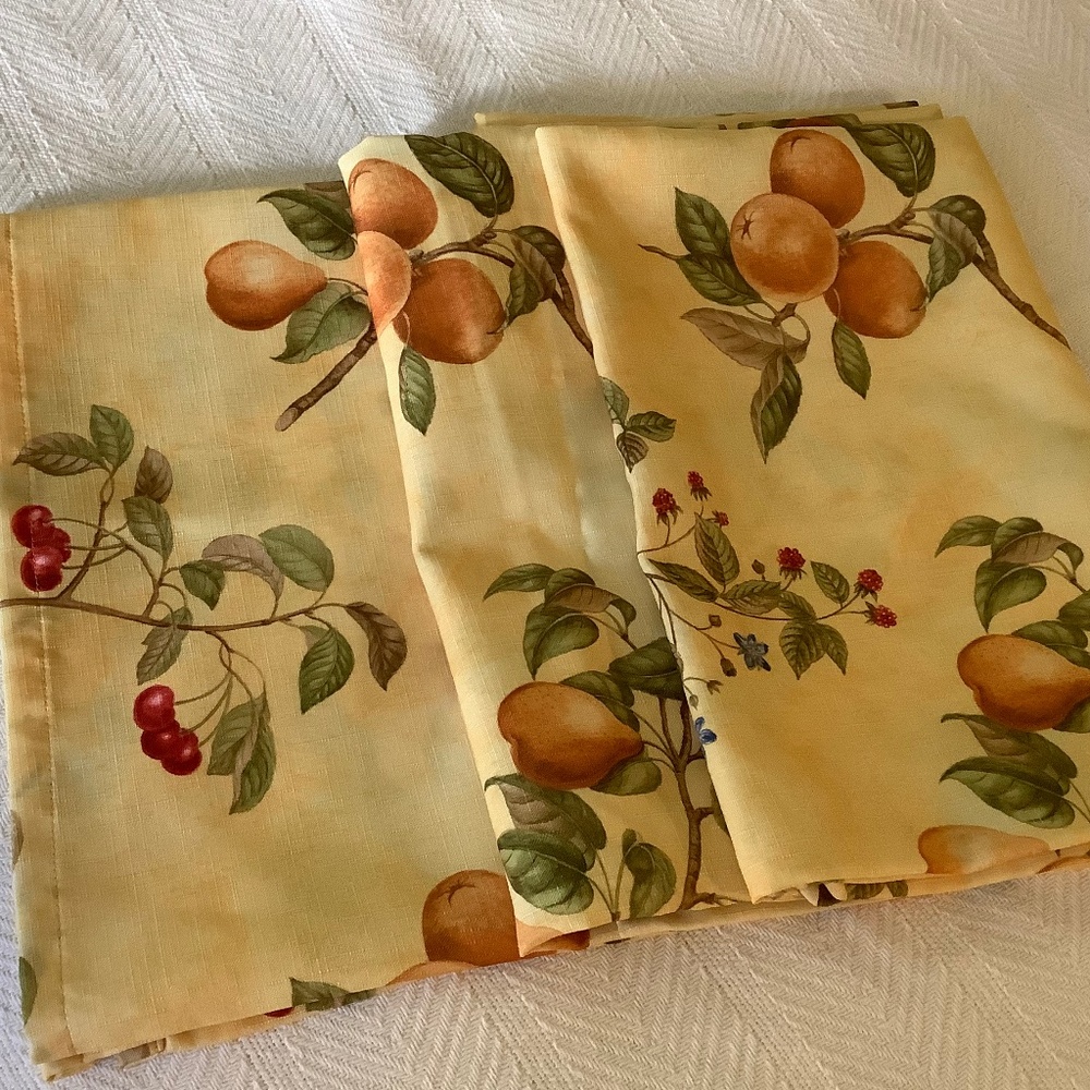🎁 Free with purchase Tablecloth 60 x 80 inches